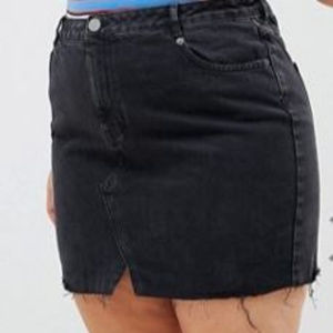 ASOS DESIGN Curve denim pelmet skirt in washed bla